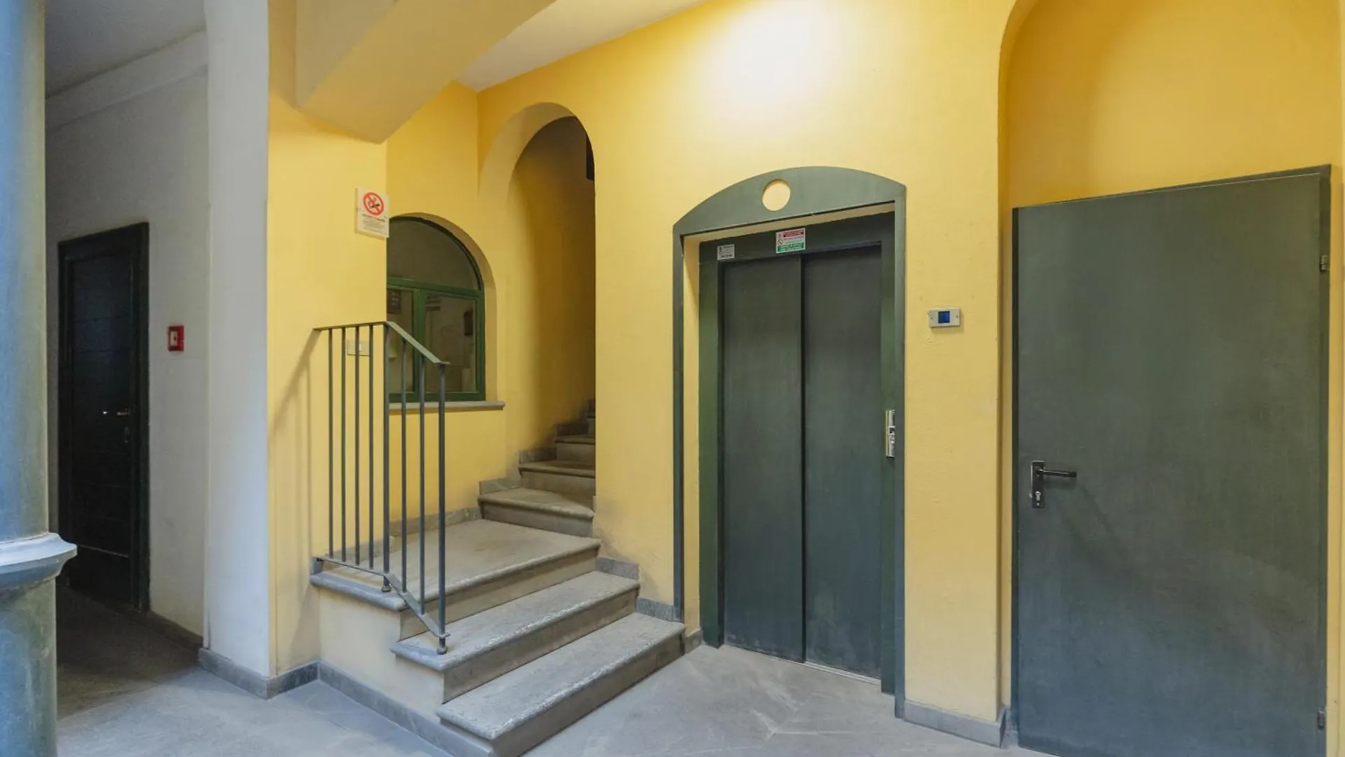 Apartment Gohost - Stylish And Charming Flat Between Navigli And Duomo Mailand Italien